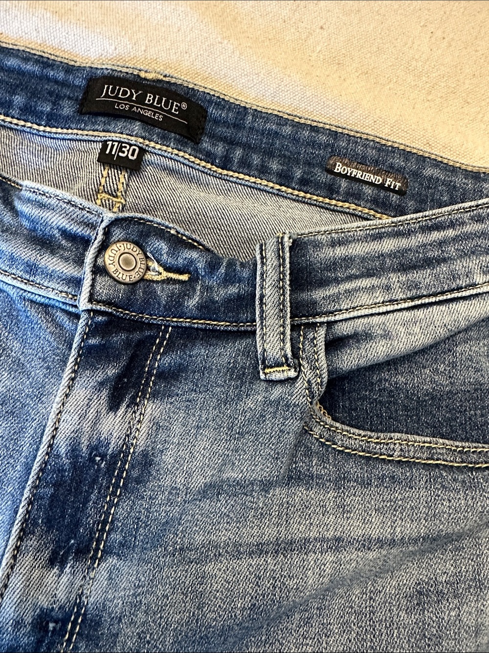 Judy Blue Boyfriend Fit Jeans Size 11/30 Medium Wash Stretch Denim